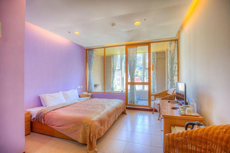 Crystal Hotel Ренай Екстериор снимка